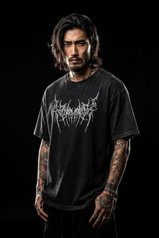 Schwarze T-Shirt mit N-Print