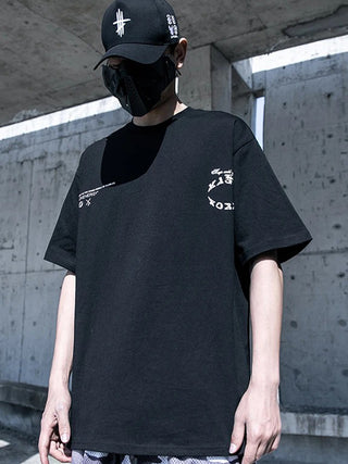 Schwarzes Techwear-Shirt